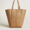 24/7 Bag North South i cappuccinofärgat läder med justerbara handtag