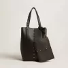 24/7 Bag North South i svart läder med justerbara handtag