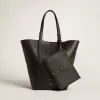 24/7 Bag North South i svart läder med justerbara handtag