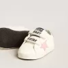 Baby Old School med rosa läderstjärna och silverfärgad läderflik på hälen Baby Old School med rosa läderstjärna och silverfärgad läderflik på hälen