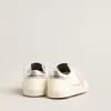 Baby Old School med rosa läderstjärna och silverfärgad läderflik på hälen Baby Old School med rosa läderstjärna och silverfärgad läderflik på hälen