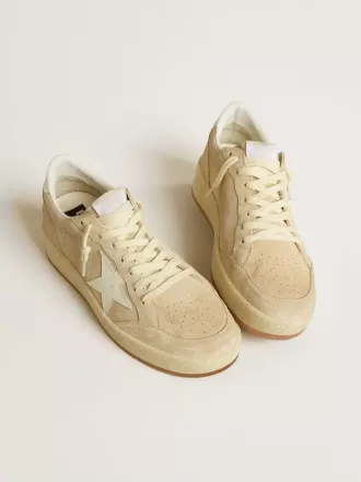 Ball Star för damer i beige mocka med vit läderstjärna och hälflik