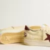 Ball Star för herr i beige nappa med burgundy mesh-stjärna och hälflik Ball Star för herr i beige nappa med burgundy mesh-stjärna och hälflik