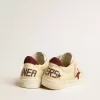 Ball Star för herr i beige nappa med burgundy mesh-stjärna och hälflik Ball Star för herr i beige nappa med burgundy mesh-stjärna och hälflik
