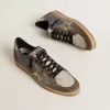 Ball Star för herr i nubuck och mocka med guldmetallisk stjärna Ball Star för herr i nubuck och mocka med guldmetallisk stjärna
