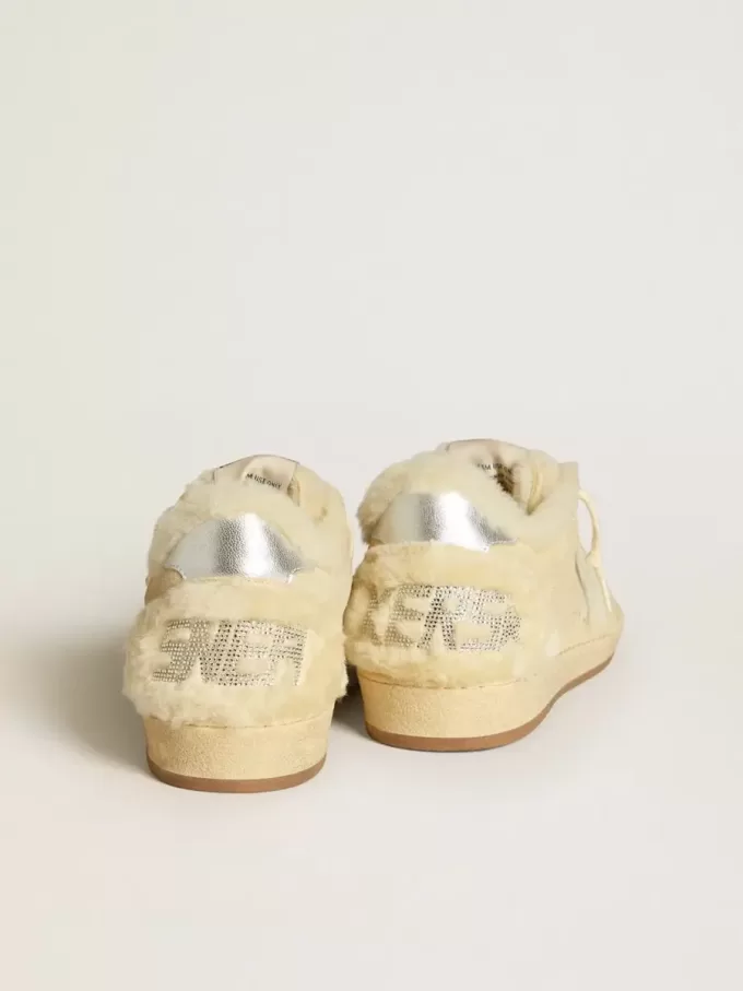 Ball Star LTD för dam i mocka och shearling med vit stjärna i lackläder Ball Star LTD för dam i mocka och shearling med vit stjärna i lackläder