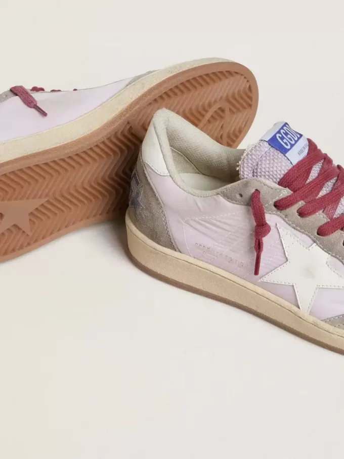 Ball Star LTD för damer i lila nylon med vit läderstjärna och insatser i mocka Ball Star LTD för damer i lila nylon med vit läderstjärna och insatser i mocka