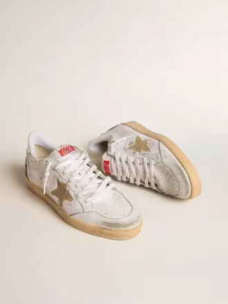 Ball Star LTD i vitt krackelerat läder och mesh med stjärna i mocka