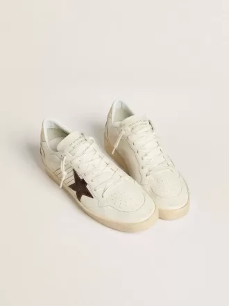 Ball Star med burgundy krokodilskinnsstjärna och guldklackflik