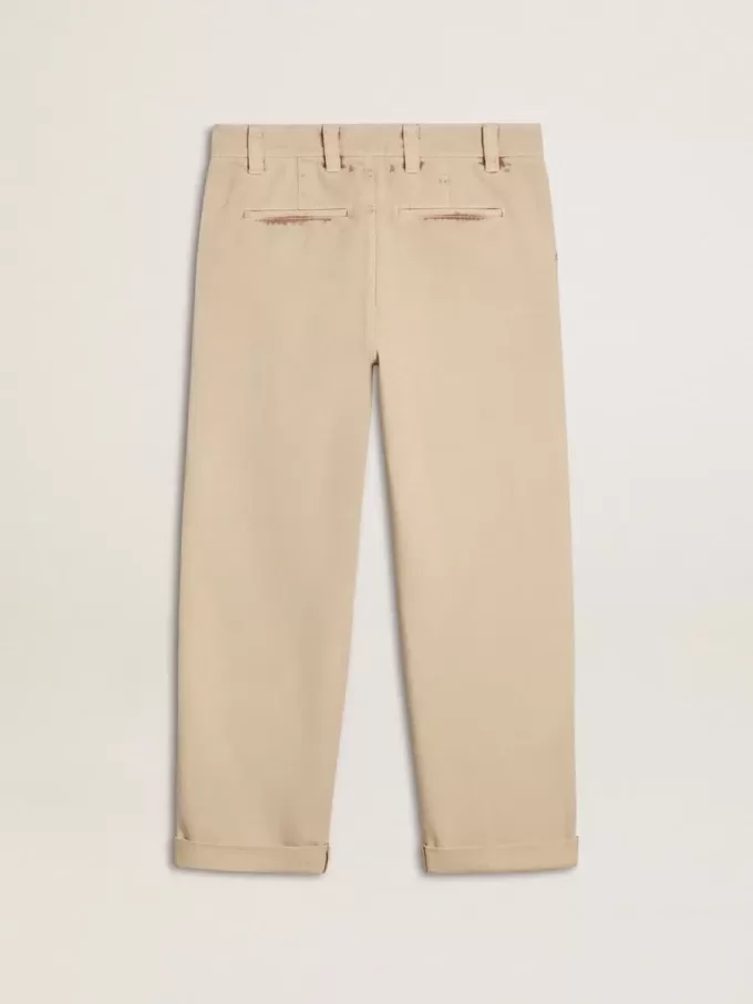 Beige chinos för herr med sliten look