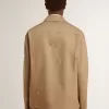 Beige jacka för herr med blommig brodyr och hel dragkedja