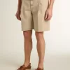 Bermudashorts för herr i beige denim med slitna detaljer