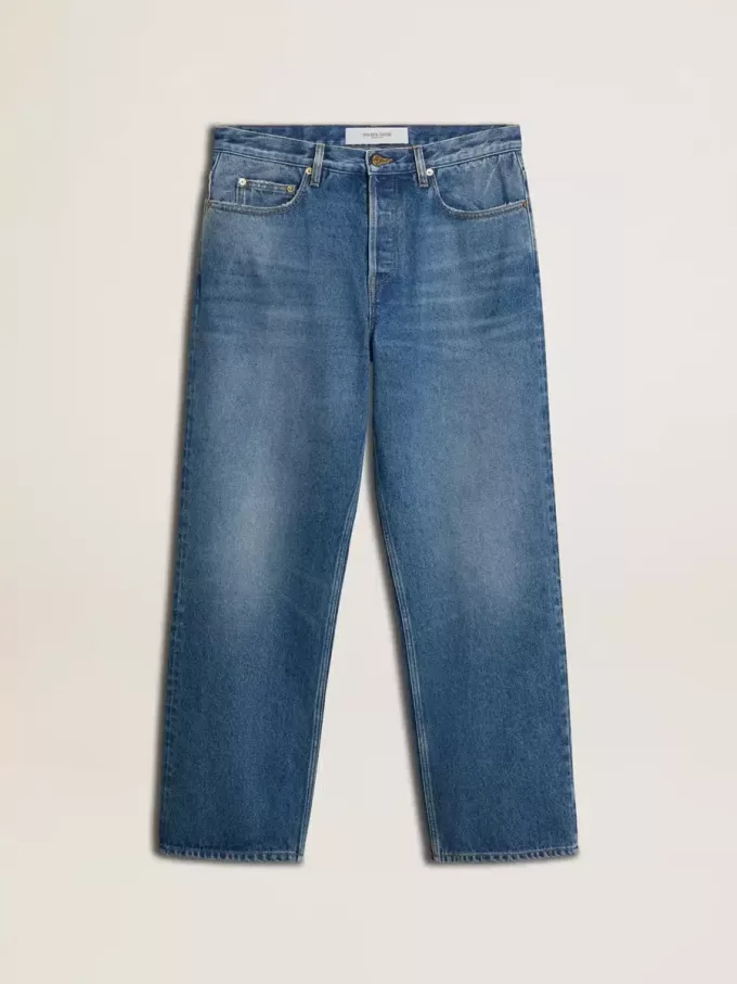 Blåa, löst sittande jeans i medium tvätt