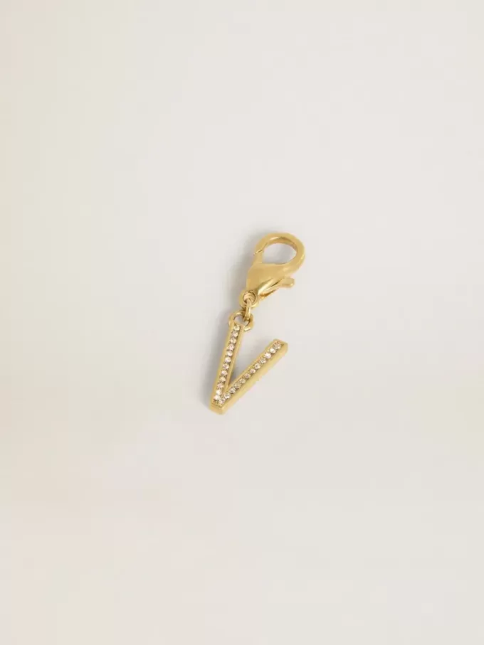 Bokstav V-berlock i guldfärgad mässing med kristaller Bokstav V-berlock i guldfärgad mässing med kristaller