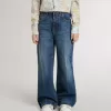 Bootcut-jeans för flickor med medium tvätt och broderi Bootcut-jeans för flickor med medium tvätt och broderi