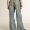 Boyfriend-jeans för damer med sliten effekt, sandtvätt och nitar