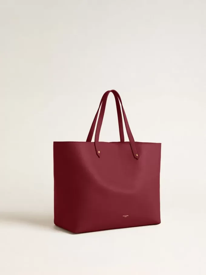 Burgundy Pasadena-väska i mjukt läder med guldlogotyp Burgundy Pasadena-väska i mjukt läder med guldlogotyp