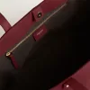 Burgundy Pasadena-väska i mjukt läder med guldlogotyp Burgundy Pasadena-väska i mjukt läder med guldlogotyp