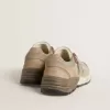 Dad-Star för damer i beige mesh och mocka med silverfärgad läderstjärna