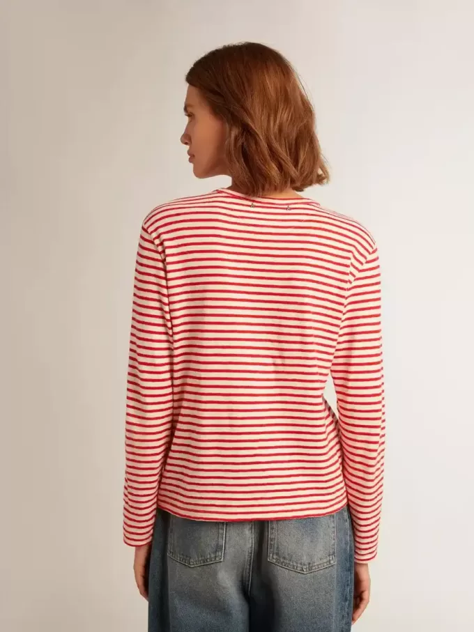 Dam-T-shirt med vita och röda ränder och broderi på framsidan Dam-T-shirt med vita och röda ränder och broderi på framsidan