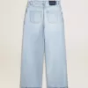 Dambyxor i denim med sliten effekt Dambyxor i denim med sliten effekt