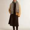 Damjacka i fårskinn med bred krage i shearling