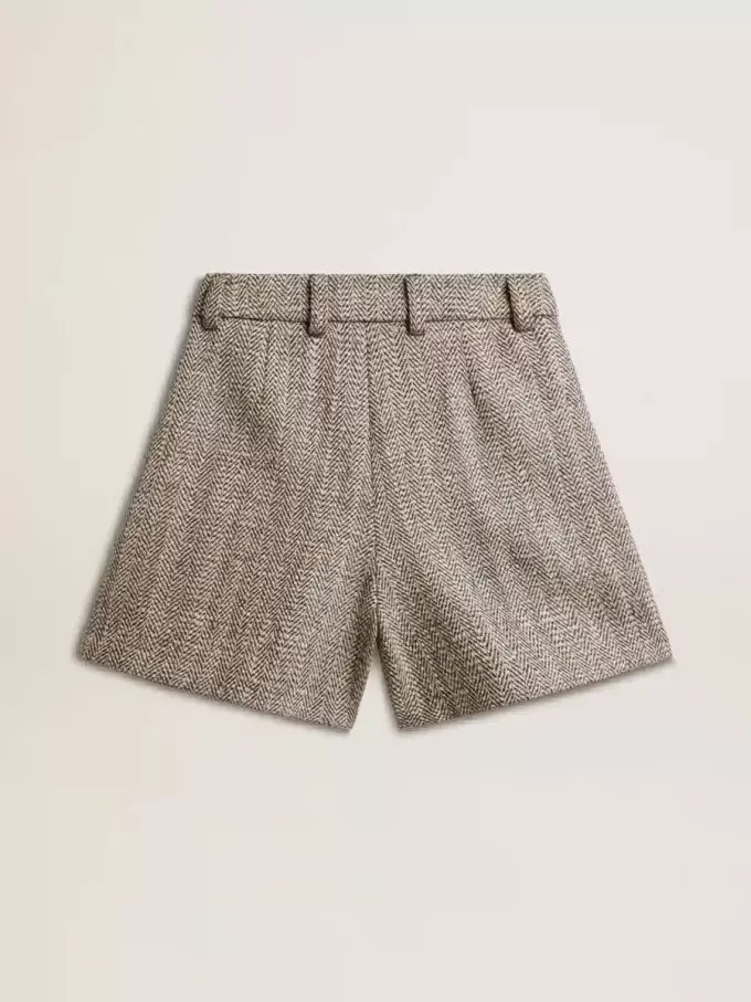 Damshorts i ecrubrun fiskbensmönstrad ull