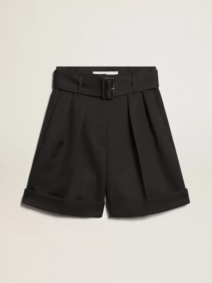 Damshorts i svart ullgabardin med midjebälte