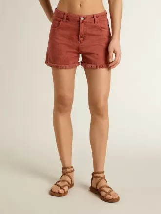 Damshorts i tegelröd denim med broderi Golden Mediterraneo