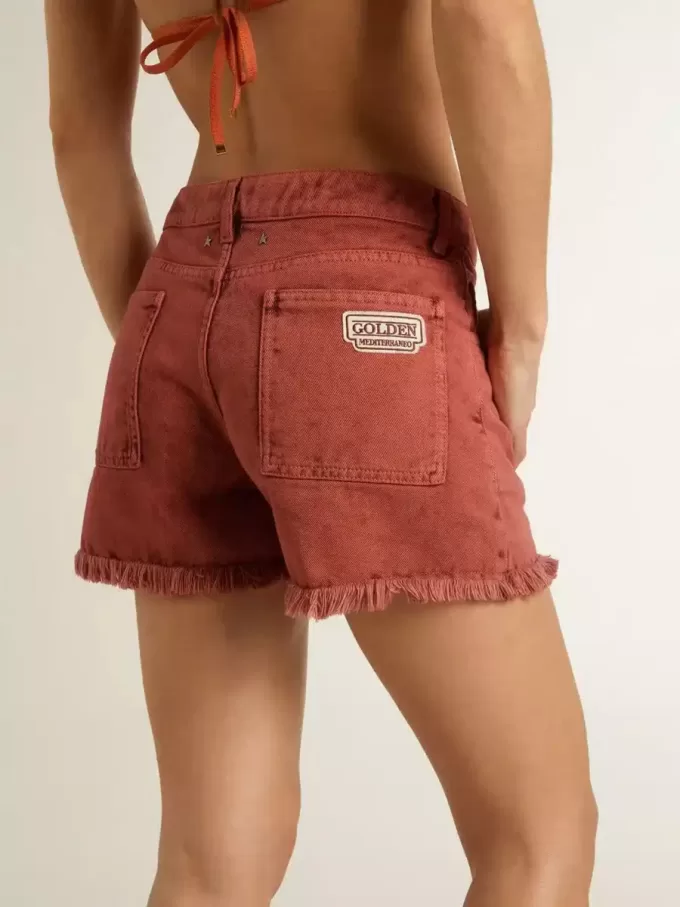Damshorts i tegelröd denim med broderi Golden Mediterraneo Damshorts i tegelröd denim med broderi Golden Mediterraneo