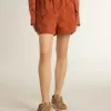 Damshorts i tegelröd jacquard med marint blommönster