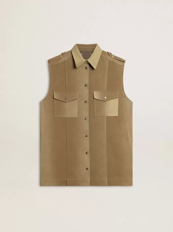 Damskjortklänning i sandfärgat denim med militära detaljer
