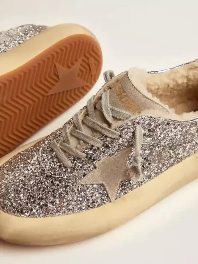 Damskor Space-Star i silverglitter med foder av fårskinn