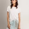 Distressed regular-fit dam-T-shirt i vitt Distressed regular-fit dam-T-shirt i vitt