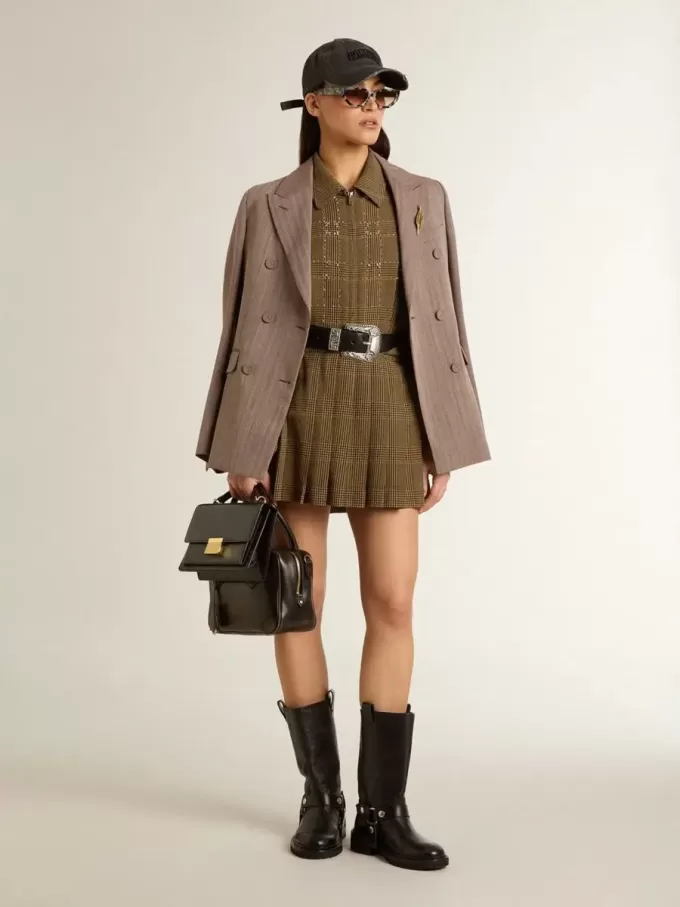 Dubbelknäppt damblazer i beige chevronullblandning Dubbelknäppt damblazer i beige chevronullblandning