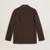 Enkelknäppt blazer för herr i mörkbrunt ulltyg med tunt randmönster Enkelknäppt blazer för herr i mörkbrunt ulltyg med tunt randmönster