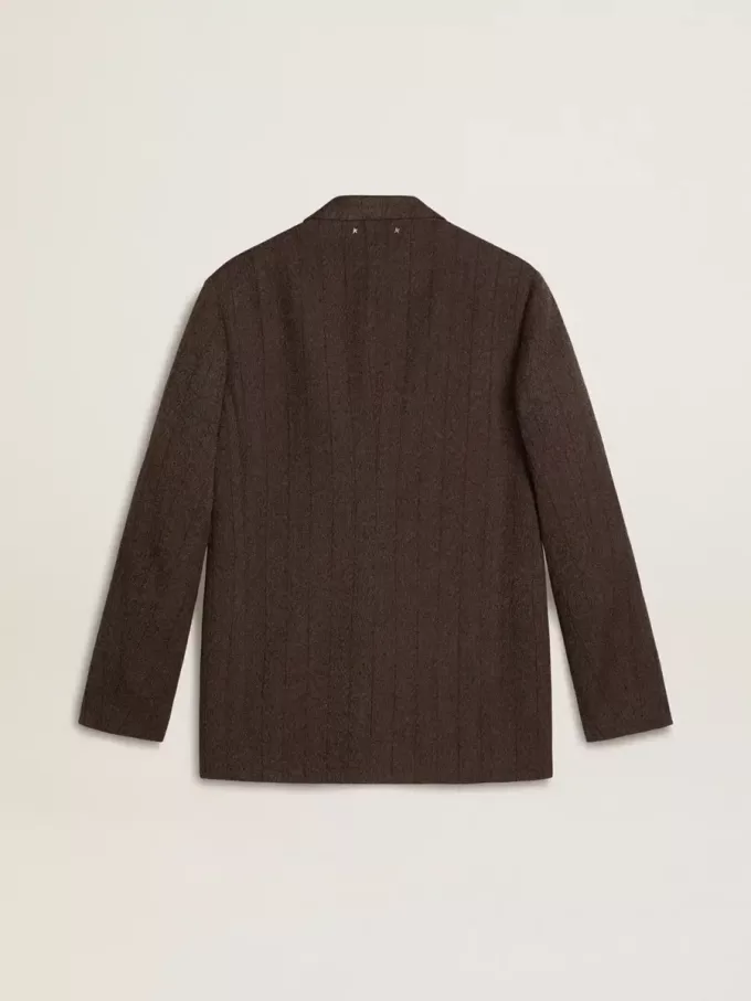 Enkelknäppt blazer för herr i mörkbrunt ulltyg med tunt randmönster Enkelknäppt blazer för herr i mörkbrunt ulltyg med tunt randmönster