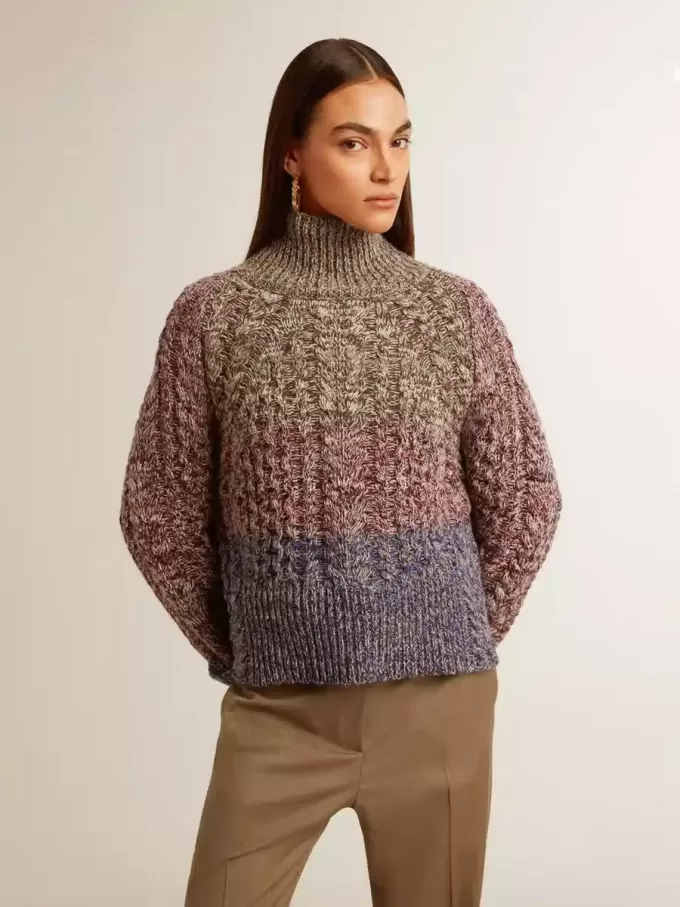 Flerfärgad damtröja med hög hals och moulinégarn Flerfärgad damtröja med hög hals och moulinégarn