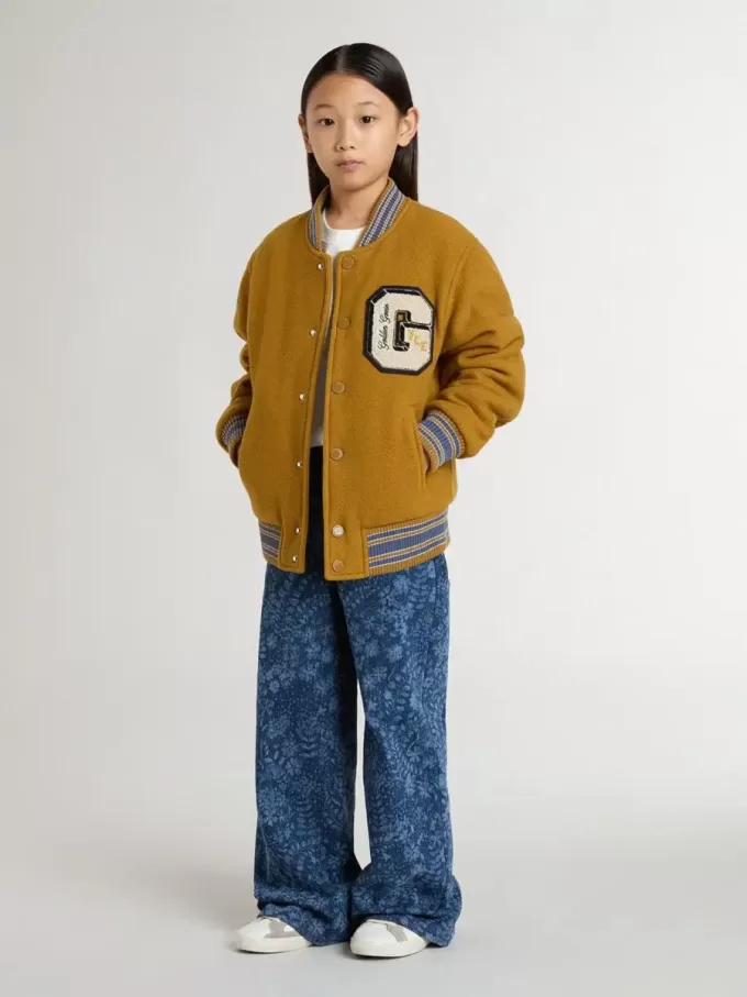Flickjeans i medium tvätt med tryck
