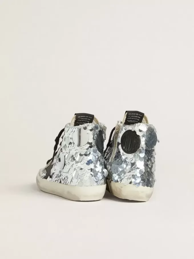 Francy för dam i nylon med silverpaljetter över hela ytan och svart läderstjärna Francy för dam i nylon med silverpaljetter över hela ytan och svart läderstjärna