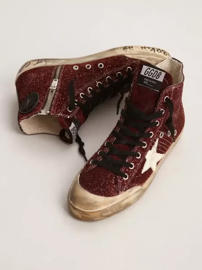 Francy Penstar i burgundy glitter med vit läderstjärna Francy Penstar i burgundy glitter med vit läderstjärna