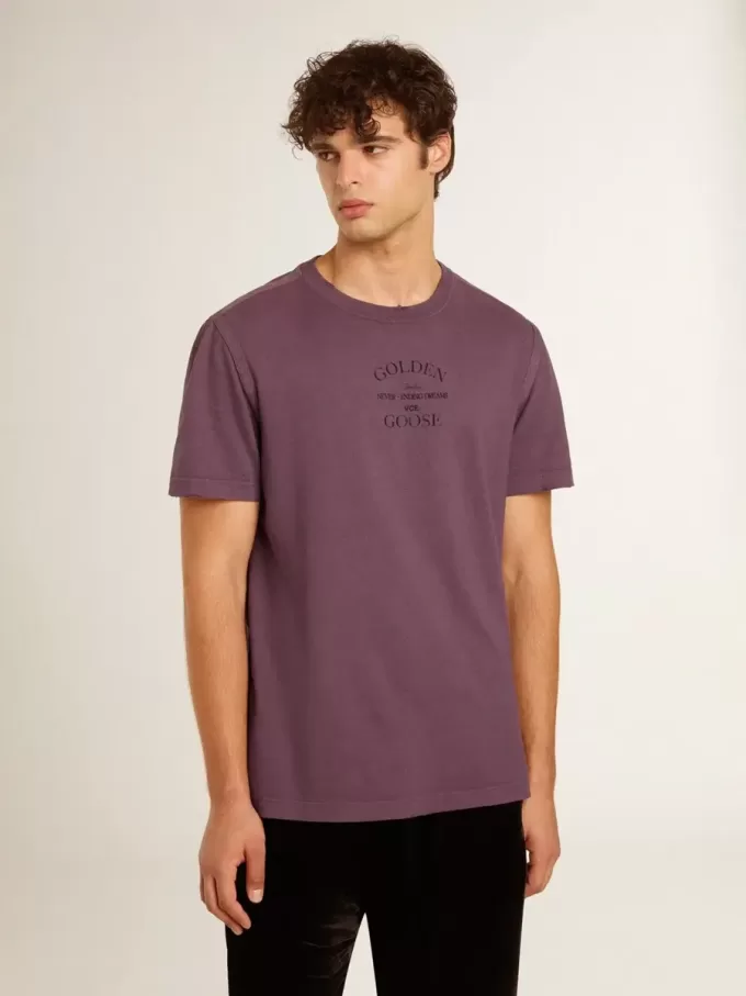 Herr-T-shirt i bomull i slitet lila med logotryck
