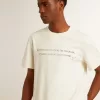 Herr-T-shirt i åldrad vit bomull med tryck och broderi