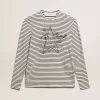 Herr-T-shirt med vita och blå ränder och brodyr på framsidan