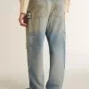Herrjeans i slitna sandtvättad stil Herrjeans i slitna sandtvättad stil