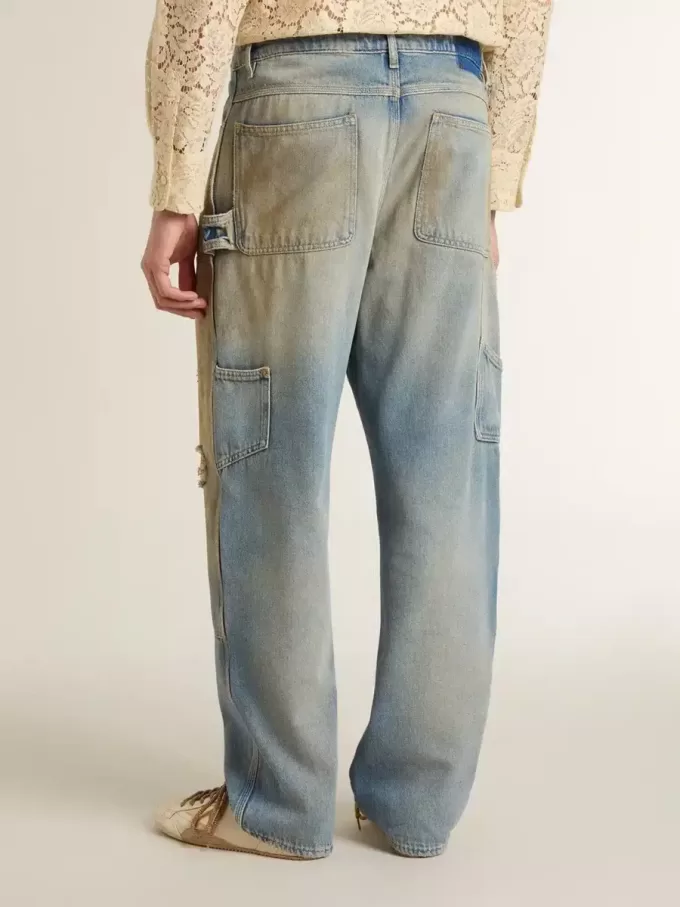 Herrjeans i slitna sandtvättad stil Herrjeans i slitna sandtvättad stil