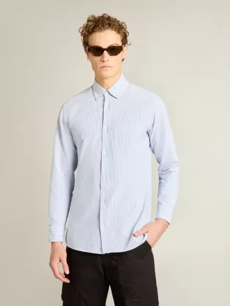 Herrskjorta med smala ränder