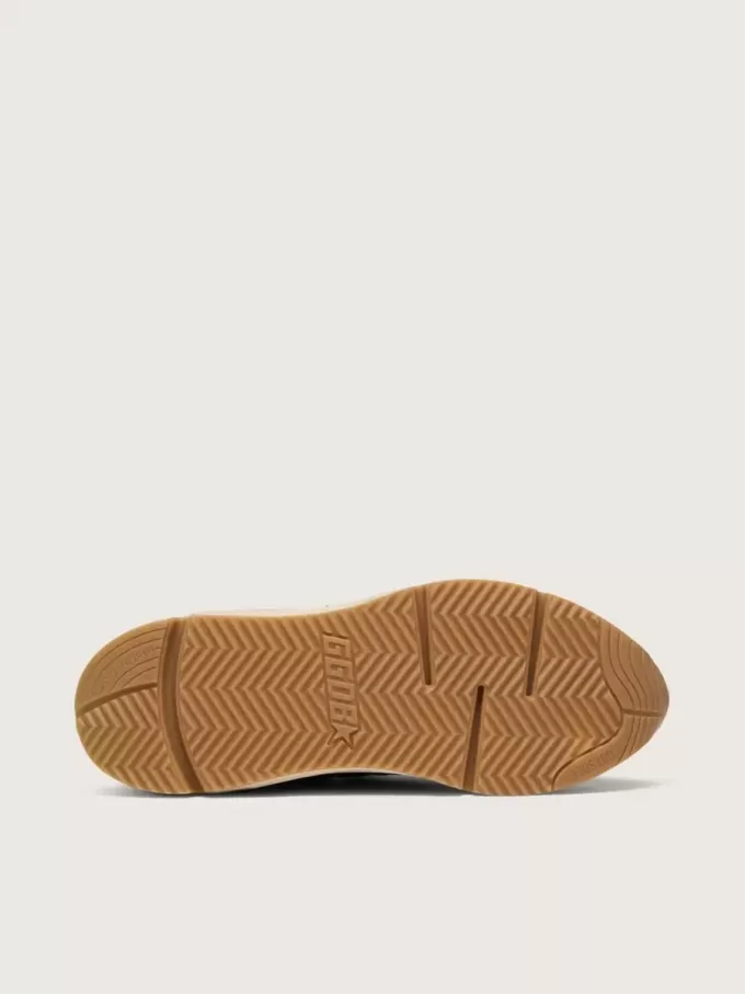 Herrskor med löparsula i mörkblått nappa och svart nylon med silverstjärna Herrskor med löparsula i mörkblått nappa och svart nylon med silverstjärna