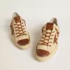 Herrskor V-Star i krämfärgad canvas med tobaksfärgad läderstjärna Herrskor V-Star i krämfärgad canvas med tobaksfärgad läderstjärna