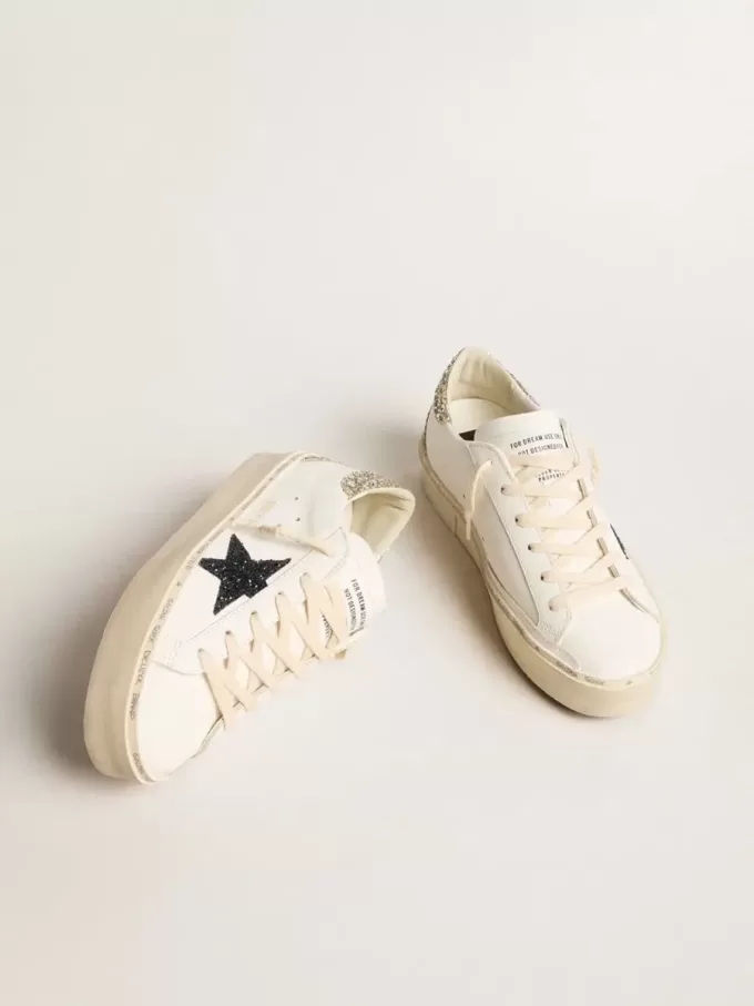 Hi Star för damer med blå glitterstjärna och platina glitter på hälfliken Hi Star för damer med blå glitterstjärna och platina glitter på hälfliken